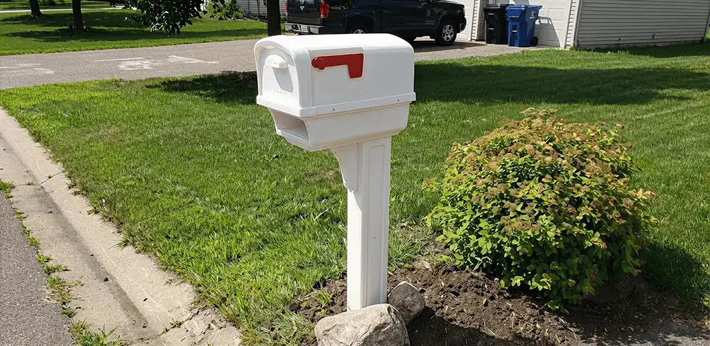 Mailbox installation for a residential curbside mailbox in Tacoma, WA